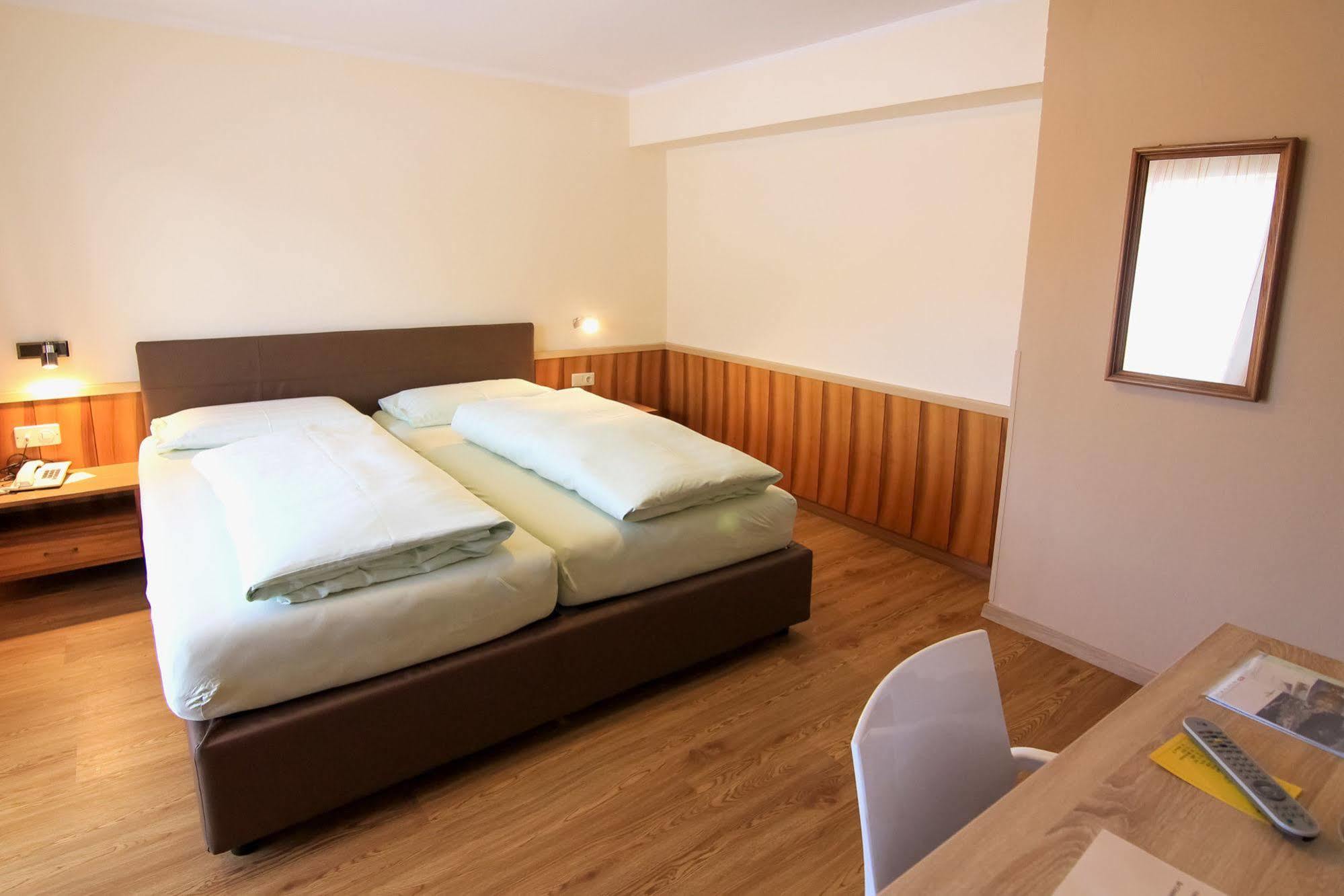 Hotel Cristallago Seefeld in Tirol Eksteriør billede